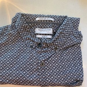 Short sleeve button down